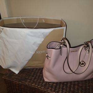 Nwt Michael Kors Large Blossom Lenox tote bag